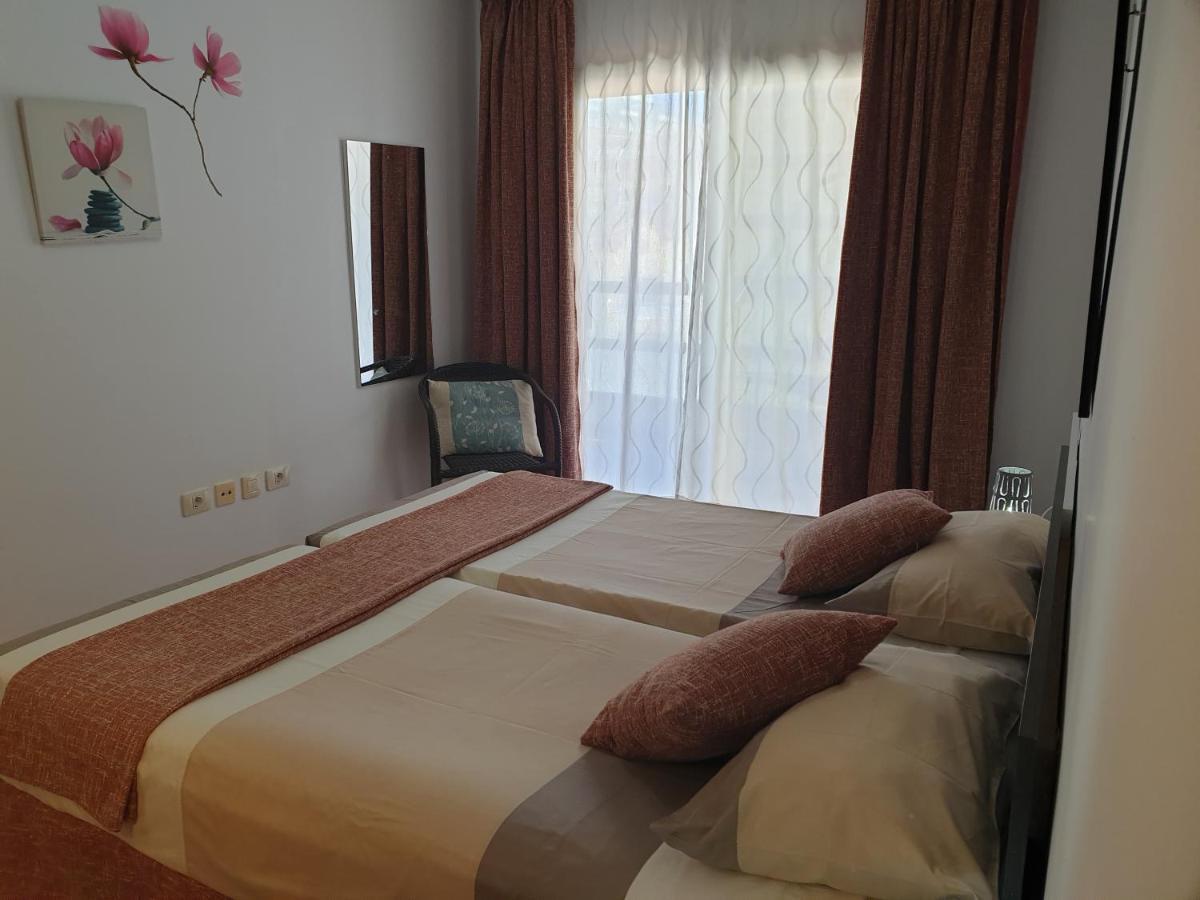 810 - Edif Aguamarina - Vacation Rental Home In The Coast Line Of Golf Del Sur سان ميغيل ذي أبونا المظهر الخارجي الصورة